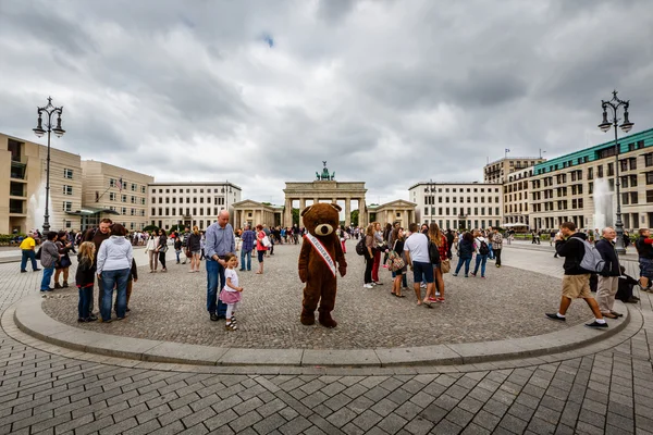 Brandenburger tor (Braniborská brána) v Berlíně, Německo — Stock fotografie