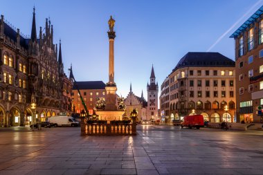 eski Belediye Binası ve marienplatz sabah, Münih, Bavyera, g