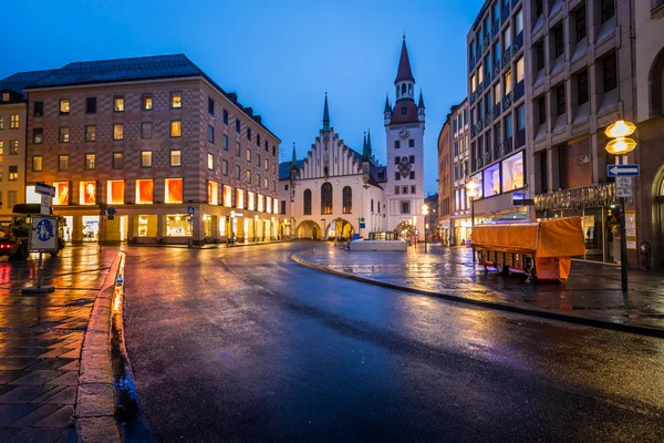 Stary Ratusz i marienplatz w rano, Monachium, Bawaria, g — Zdjęcie stockowe