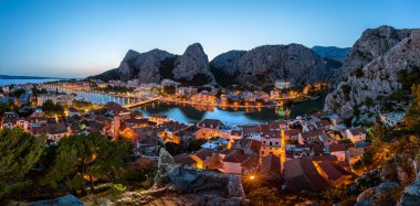 omis ve cetina river gorge akşam, d hava Panoraması