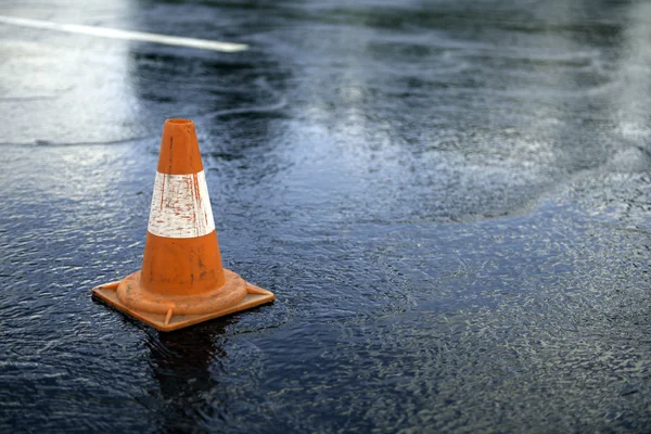 Cone de tráfego — Fotografia de Stock