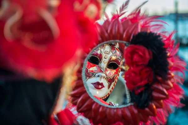 Karnevalsmaske in Venedig — Stockfoto