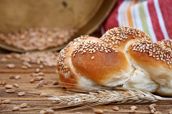 Bun bread & Wheat — Stock Photo, Image