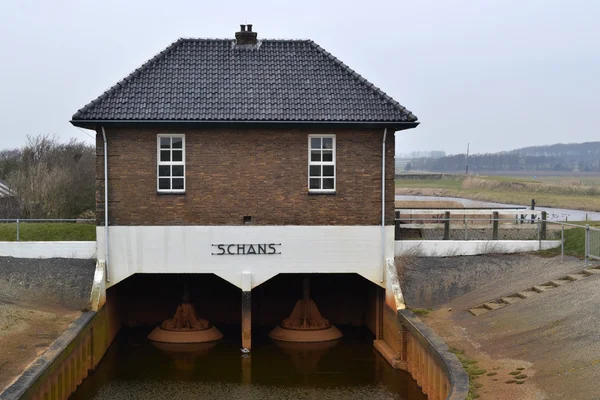 Estación de bombeo Oude Schans en Texel . — Foto de Stock
