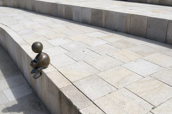 Sculpture garden, with sculptures from the American Tom Otterness, — Stock Photo, Image