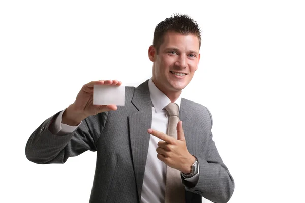 ¡Llámame! joven ejecutivo alegre que presenta una tarjeta de visita en blanco —  Fotos de Stock