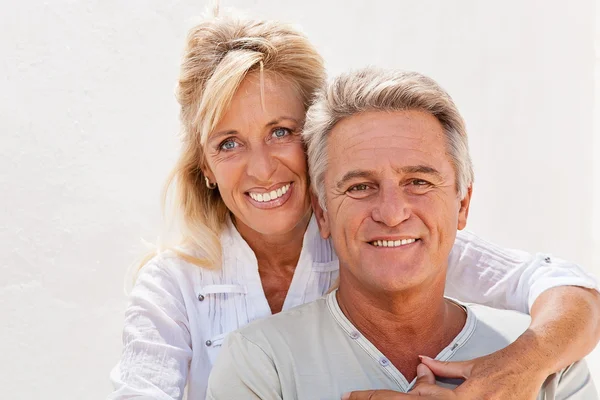 Pareja madura feliz — Foto de Stock