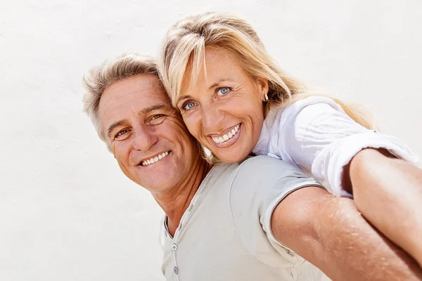 Pareja madura feliz —  Fotos de Stock