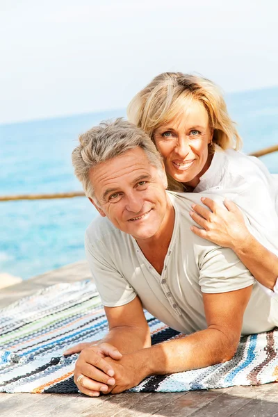 Happy mature couple outdoors Royalty Free Stock Photos