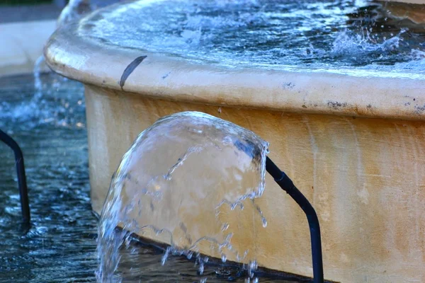 Detail of a gusher — Stock Photo, Image