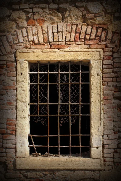 Ancienne fenêtre — Photo
