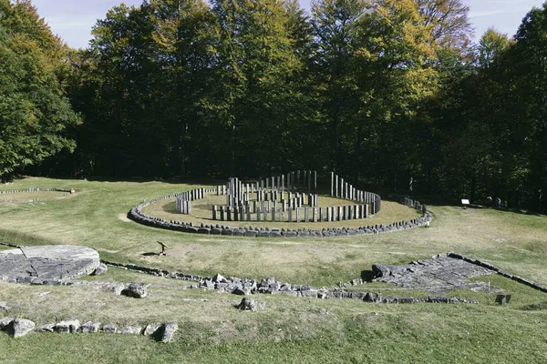 Vue Temple Religieux Sarmisegetusa Regia Montagnes Orastie — Photo