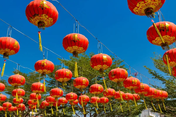 Lentera merah di kuil cina — Stok Foto