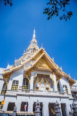 Tay tapınak (wat sothon beyaz kilise)