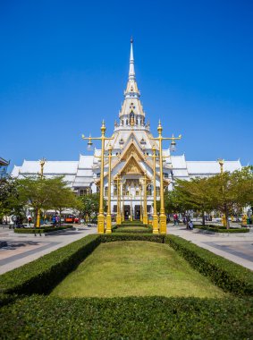 Tay tapınak (wat sothon beyaz kilise)