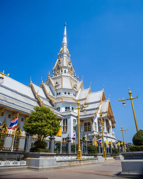 White church in Thai temple (Wat sothon) — Stock Photo, Image