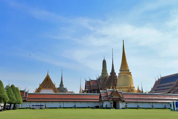 Gran palacio en Bangkok, Tailandia — Foto de Stock