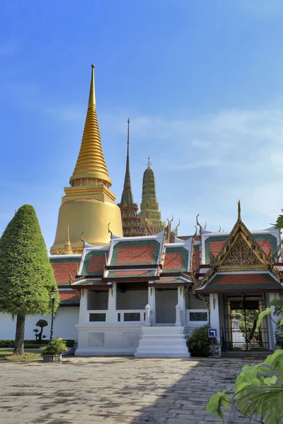 Gran palacio en Bangkok, Tailandia — Foto de Stock