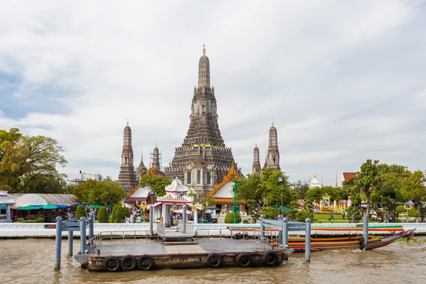 泰国曼谷-11 月 10 日： 王庙是在主要之一 — 图库照片