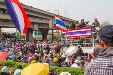 BANGKOK - FEBRUARY 20 :  Prime protesters evicted In front of Sh clipart