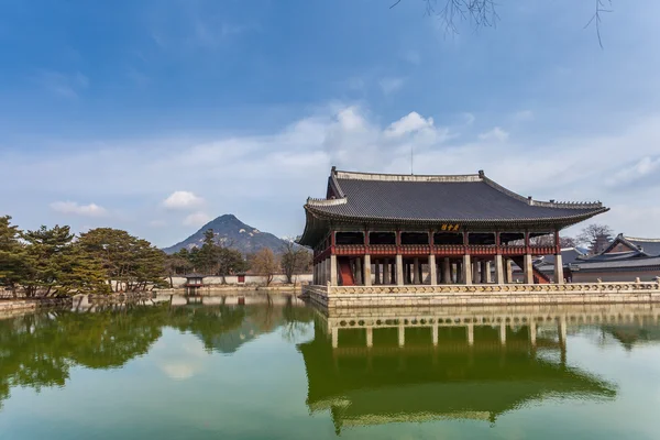 Palacio Gyeongbokgung en Seúl, Corea del Sur — Foto de Stock