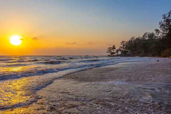 Beautiful Sea Waves Morning Sunrise — Stock Photo, Image