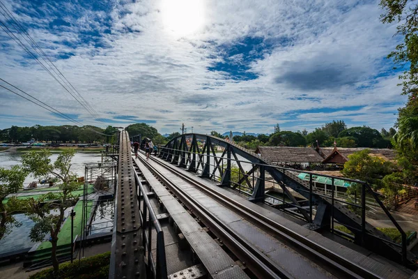 Vasút Kwai Folyó Feletti Hídon Kanchanaburi Thaiföld — Stock Fotó