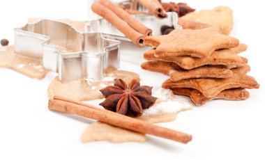 baharatlar ile Noel zencefilli kurabiye