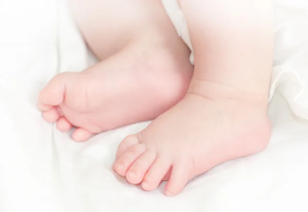 Sweet newborn baby feet — Stock Photo, Image