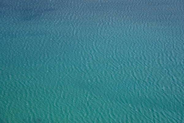 Blaue Meerwasseroberfläche — Stockfoto