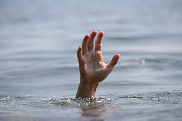 Hand drowning