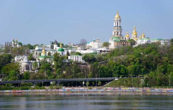 Primavera de Kiev, vista da Lavra — Fotografia de Stock