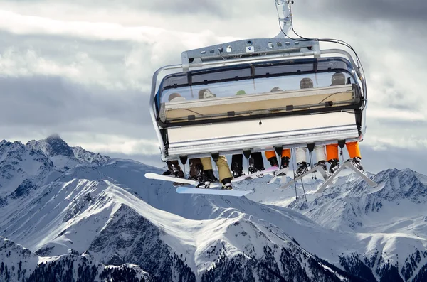 Ski lift before mountain panorama — Stock Photo, Image