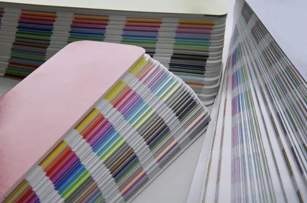 Δείγμα Pantone χρώματα καταλόγους — Φωτογραφία Αρχείου
