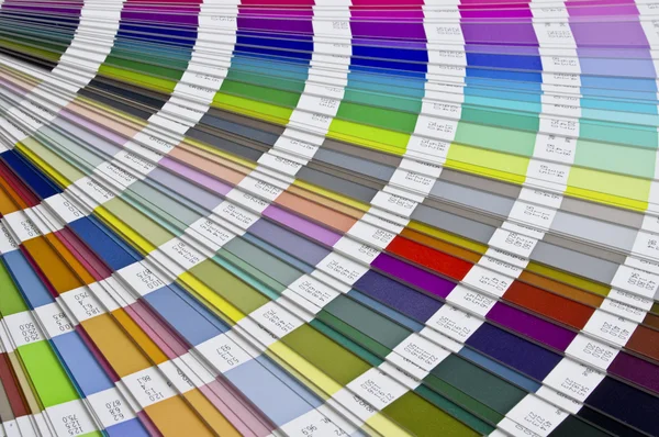 Pantone örnek renk kataloğu