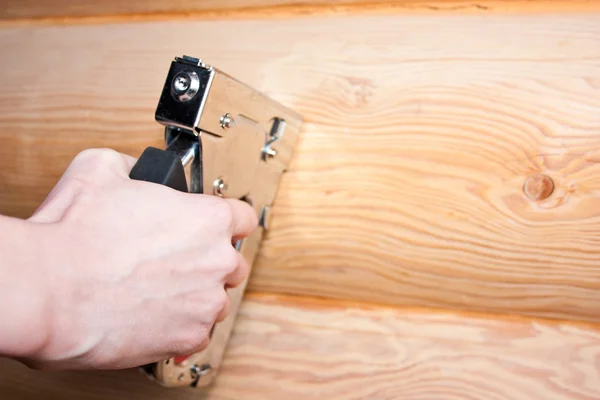 Workier holding gun foam — Stock Photo, Image