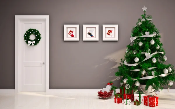Christmas tomma inuti med dörren & träd — Stockfoto