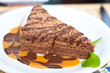 çikolatalı fındıklı kek