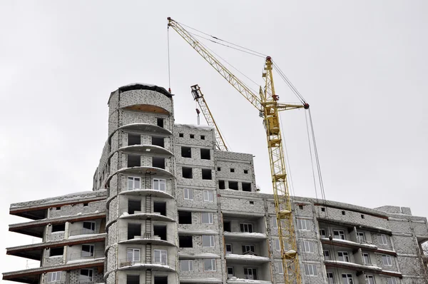 Crane. Lugar de construcción . — Foto de Stock