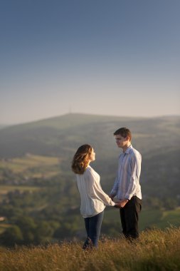 Romantik Çift açık havada