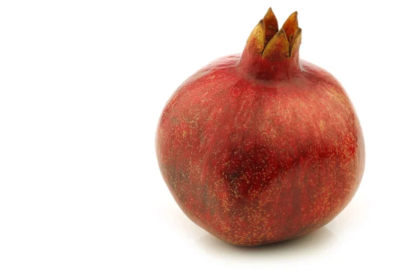 Färskt granatäpple (Punica granatum) — Stockfoto