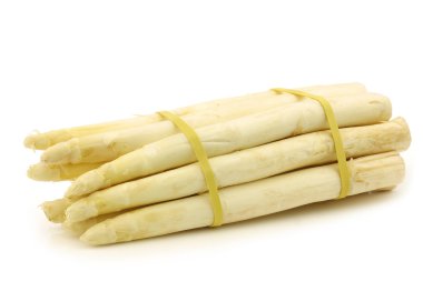 taze hasat beyaz kuşkonmaz vuruyor