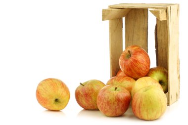 tahta bir sandık içinde taze 