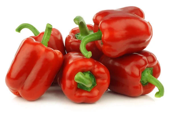 Fresh red bell peppers (capsicum) — Stock Photo, Image