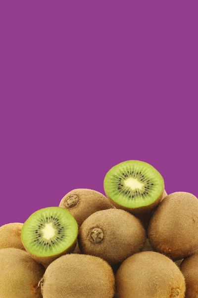 Kiwi verde e un taglio — Foto Stock