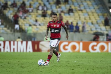 Rio, Brezilya - Ekim 03, 2021: Maracana Stadyumu 'nda düzenlenen Brezilya Şampiyonası' nın (serie A) 23. turuna kadar Flamengo 3 - 0 Athletic-PR arasındaki maçta Kenedy oyuncusu