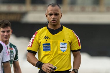 Rio, Brezilya - 16 Ekim 2021: Winton Pereira Sampaio, Sao Januario Stadyumu 'nda oynanan karşılaşmada Vasco 2 ile 1 Coritiba arasındaki maçta Brezilya Şampiyonası' nın 30. turu (B serisi)