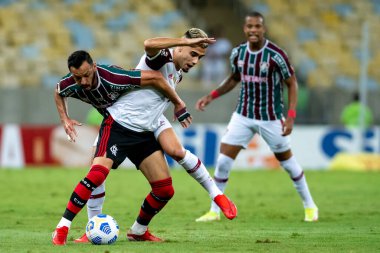 Rio, Brezilya - 23 Ekim 2021: Andreas ve Yago Felipe Maracana Stadyumu 'nda oynanan Brezilya Şampiyonası (serie A) maçında Fluminense ile Flamengo arasındaki maçta