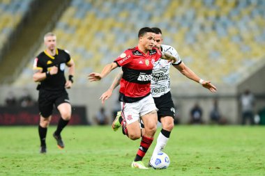 Rio, Brezilya - 17 Kasım 2021: Maracana Stadyumu 'nda oynanan maçta Brezilya Şampiyonası' nın 33. raundunda Flamengo 1 ile 0 korintliler arasındaki maçta
