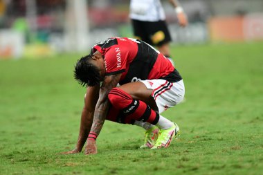 Rio, Brezilya - 17 Kasım 2021: Bruno Henrique, Maracana Stadyumu 'nda oynanan karşılaşmada Flamengo 1' e karşı 0 korintliler arasında oynanan maçta Brezilya Şampiyonası 'nın 33. turu (serie A)